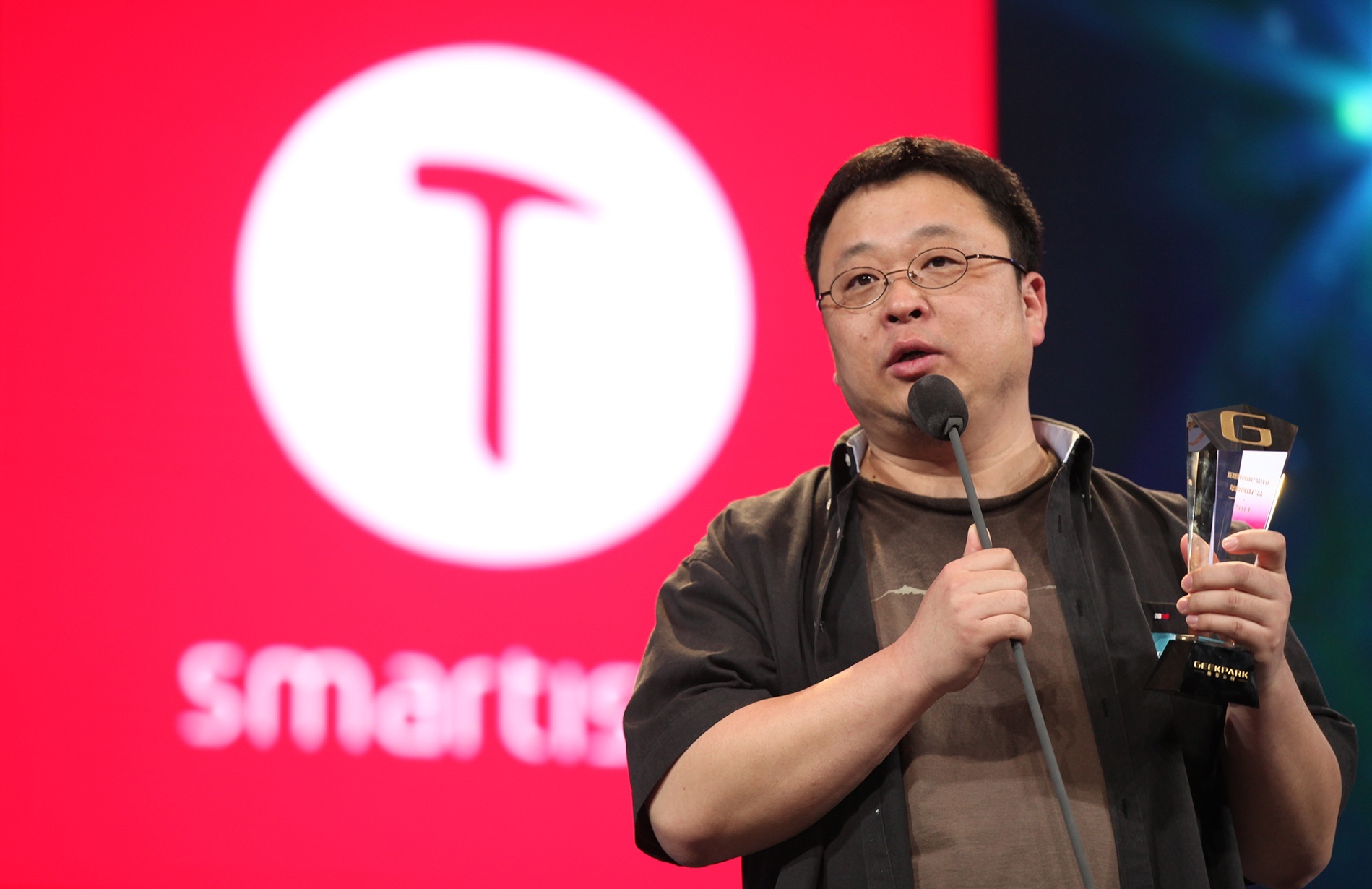 Nguoi anh em cua Bphone o TQ anh 11