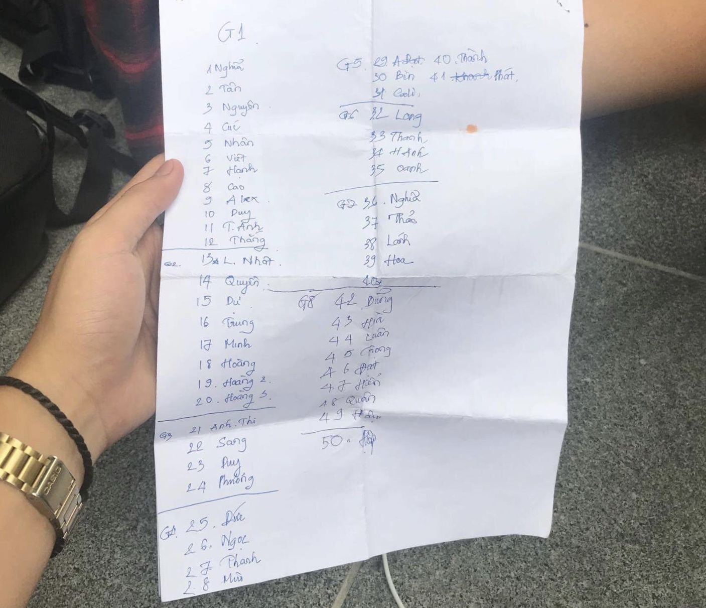 nguoi Viet xep hang o Apple Store mua iPhone X anh 2