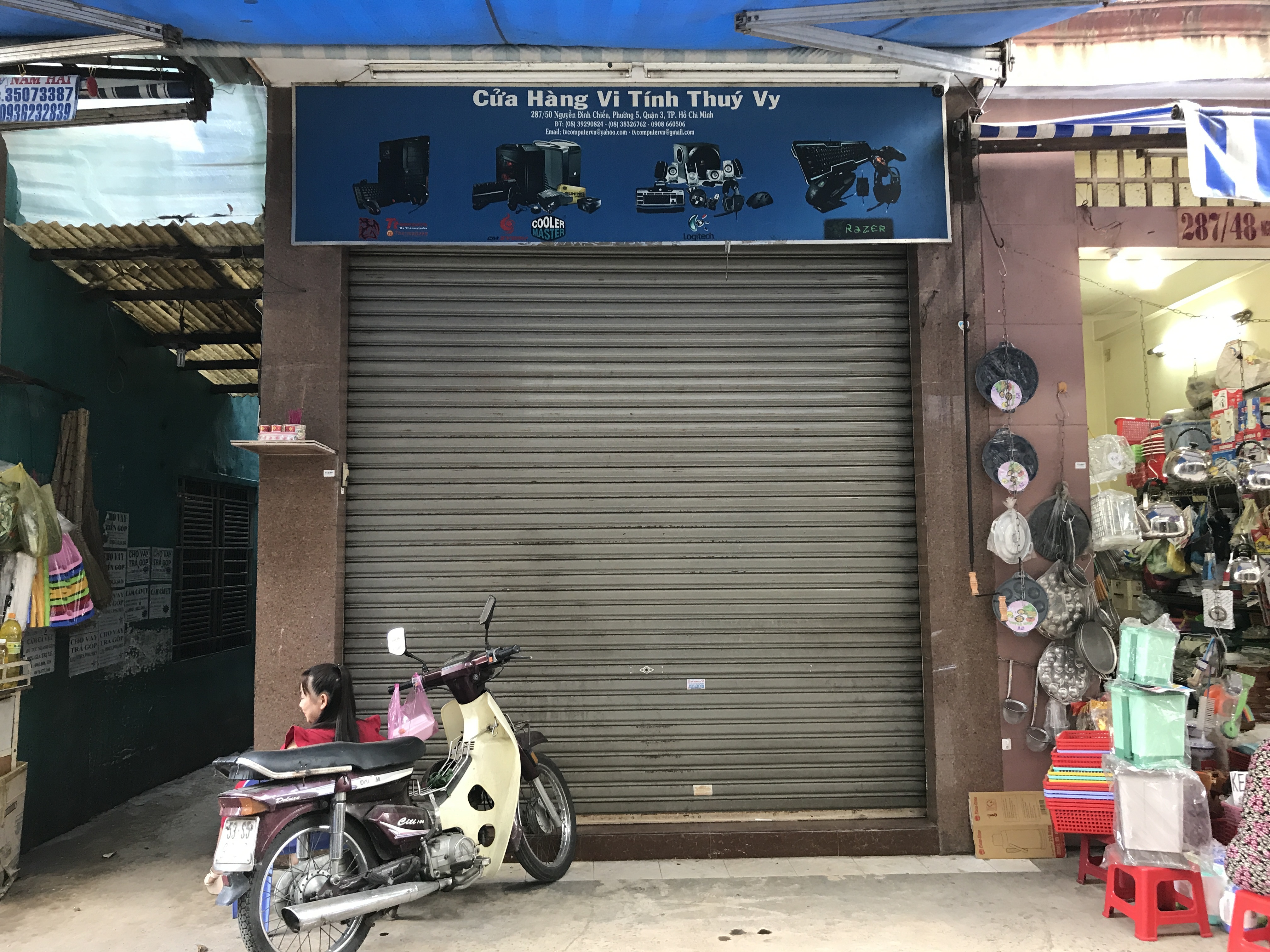 Thuy Vy Computer dong cua anh 1