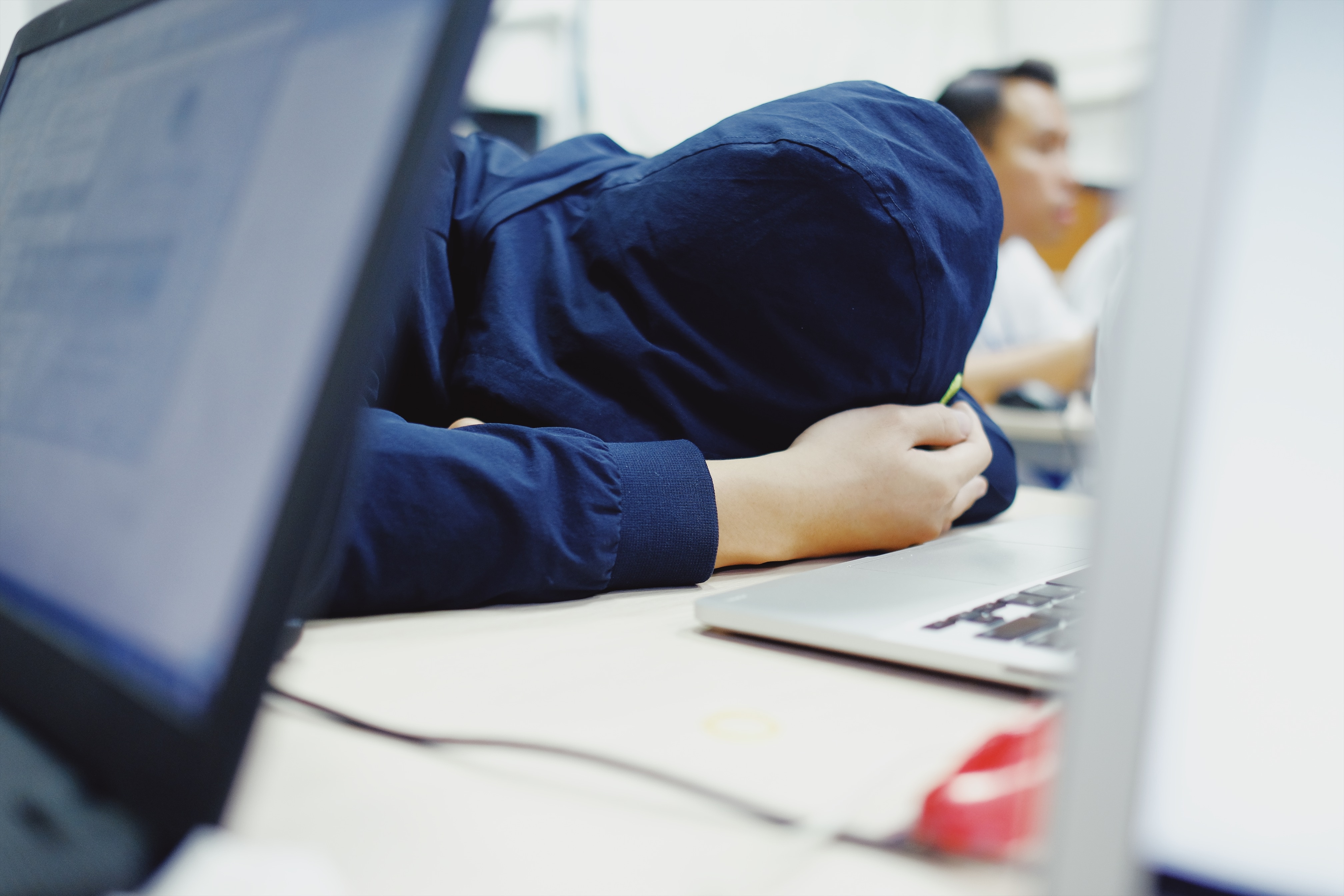 Zalo Hackathon code xuyen man dem anh 5