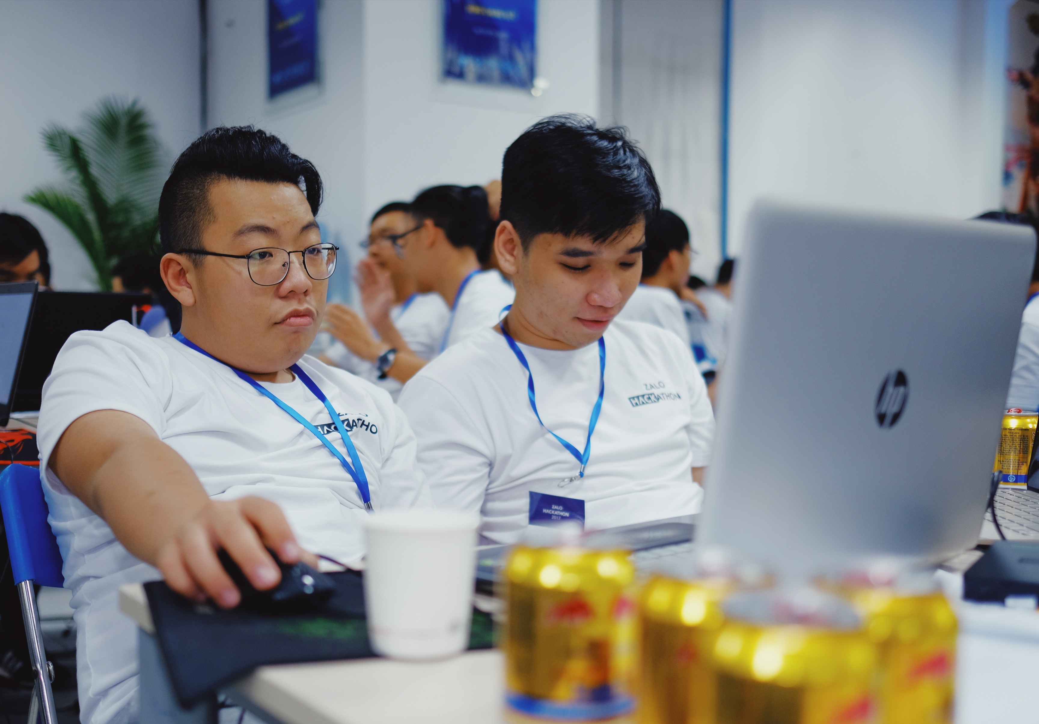 Zalo Hackathon code xuyen man dem anh 7