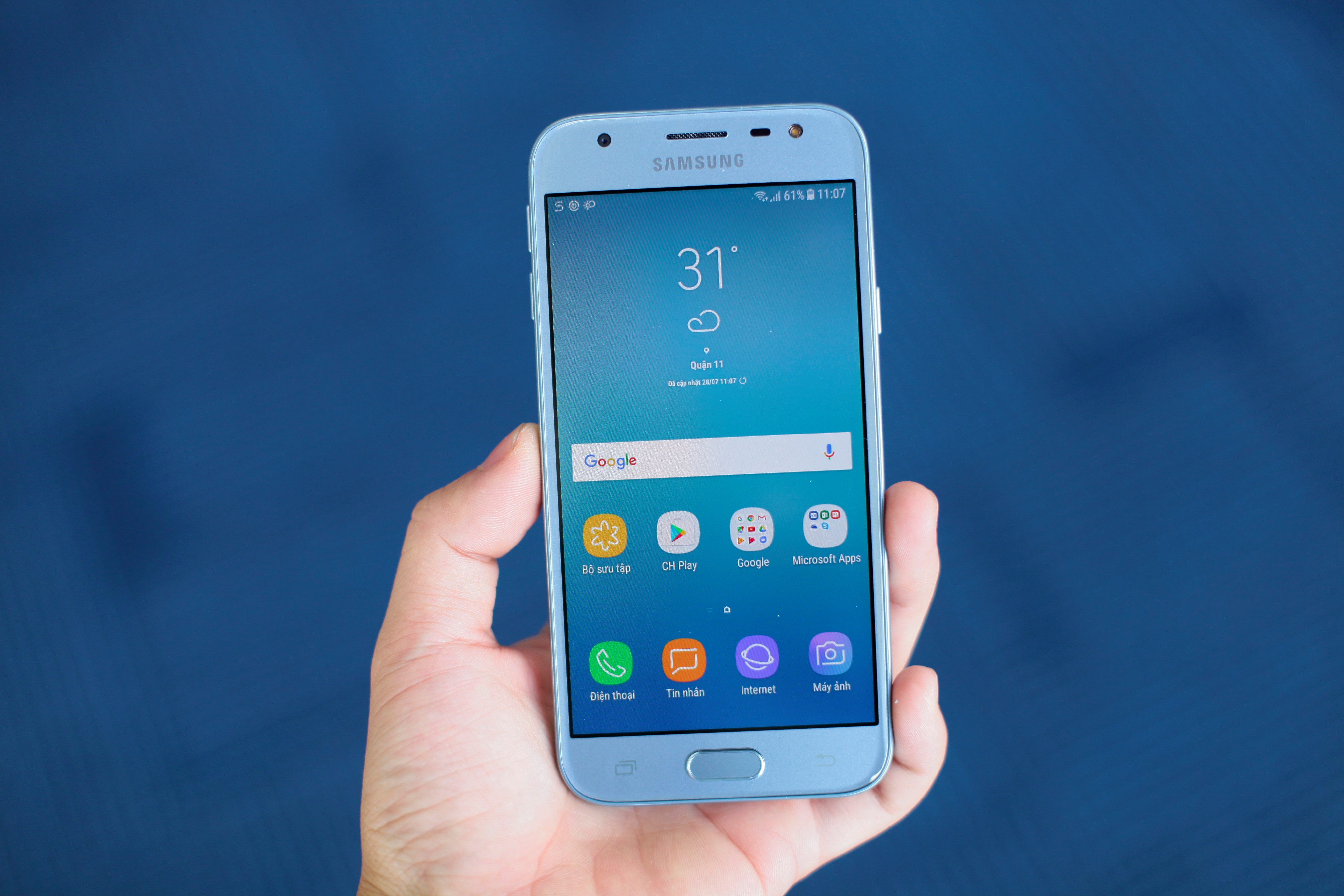 smartphone ban chay nhat cuoi 2017 anh 6