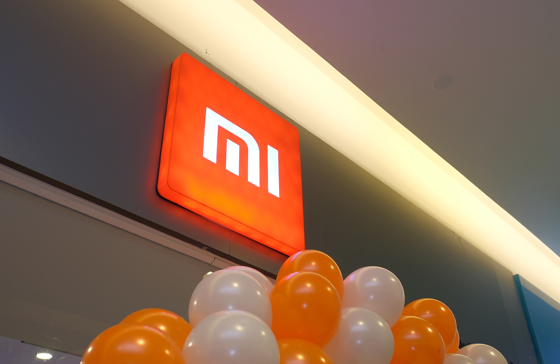 Xiaomi mo cua hang dau tien tai Viet Nam anh 1