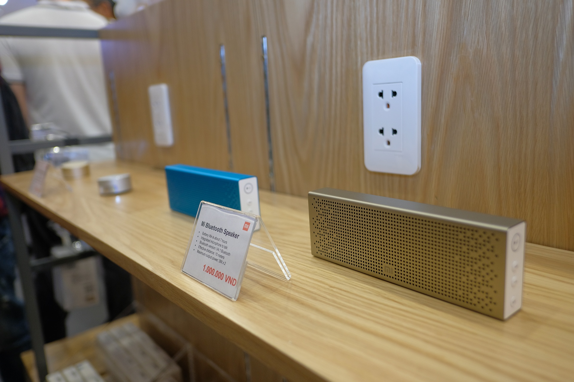 Xiaomi mo cua hang dau tien tai Viet Nam anh 6