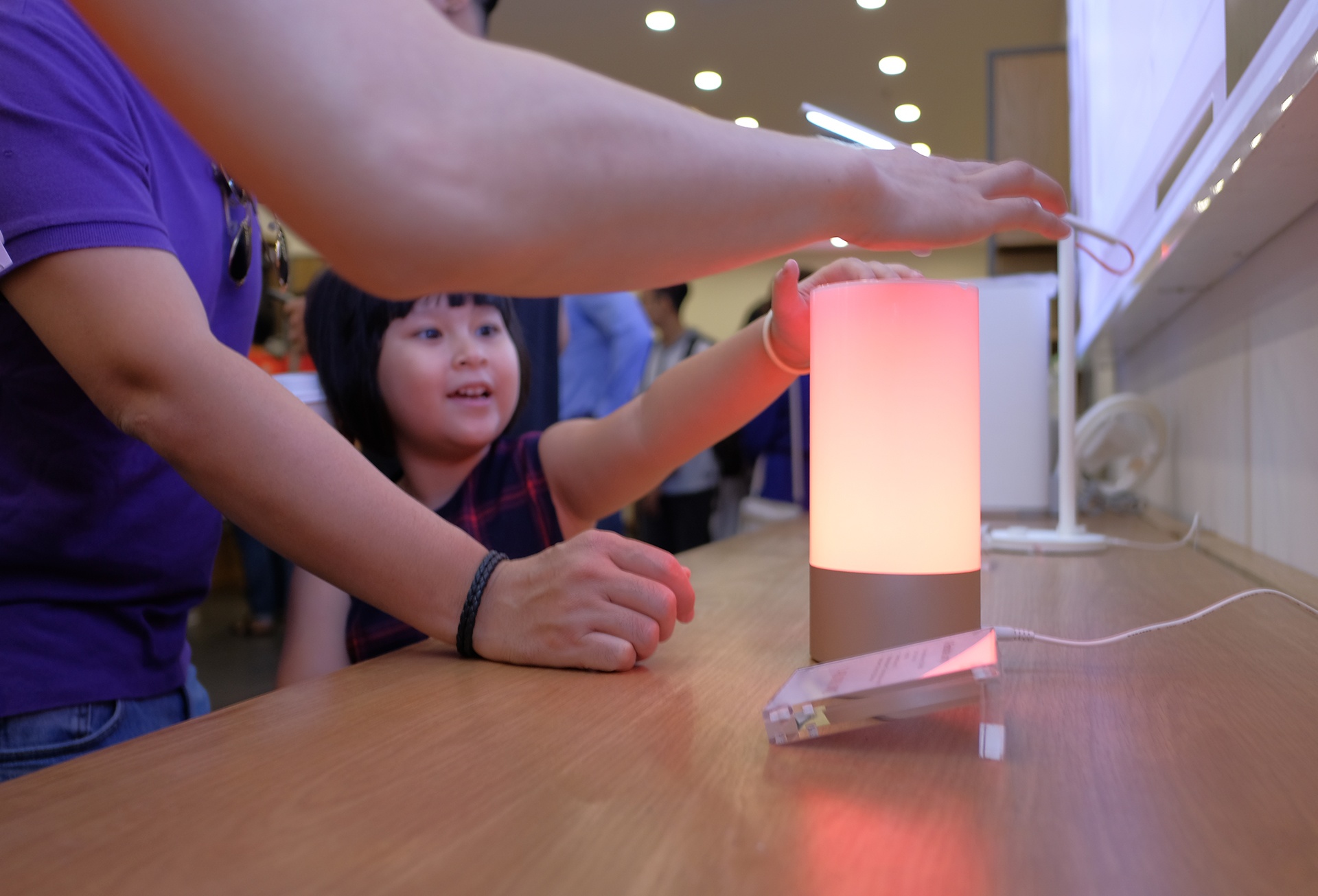 Xiaomi mo cua hang dau tien tai Viet Nam anh 9