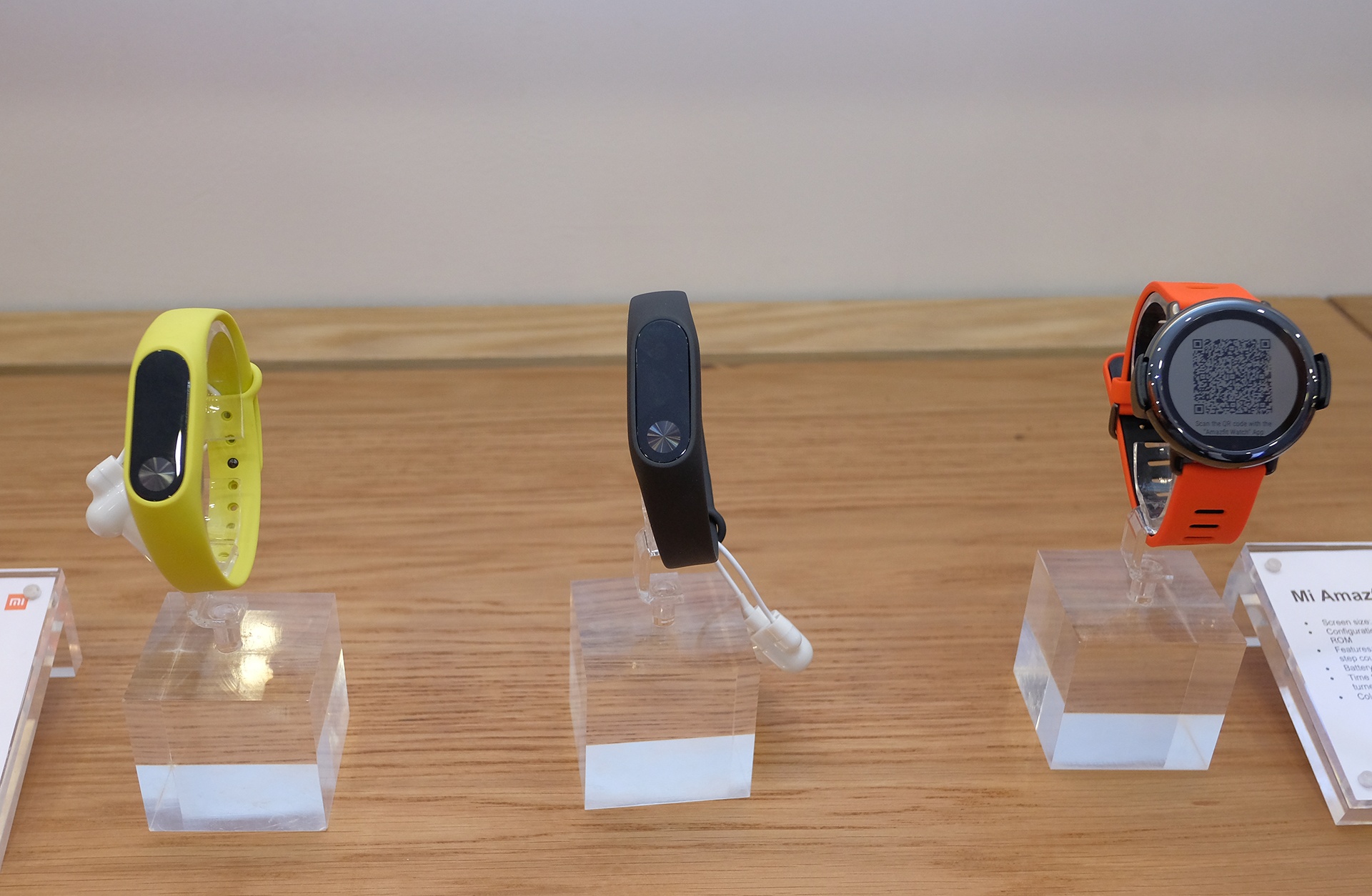 Xiaomi mo cua hang dau tien tai Viet Nam anh 10