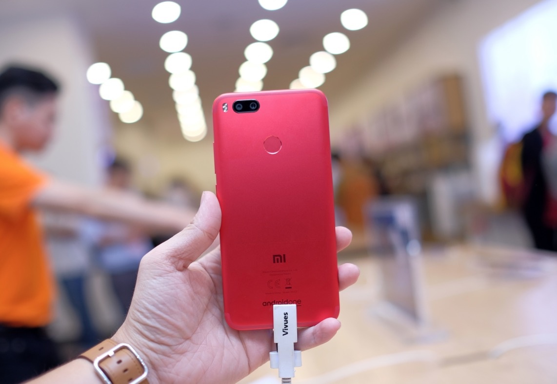 Xiaomi mo cua hang dau tien tai Viet Nam hinh anh