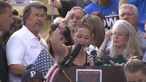 Facebook, YouTube hien video xuyen tac vu xa sung o My hinh anh