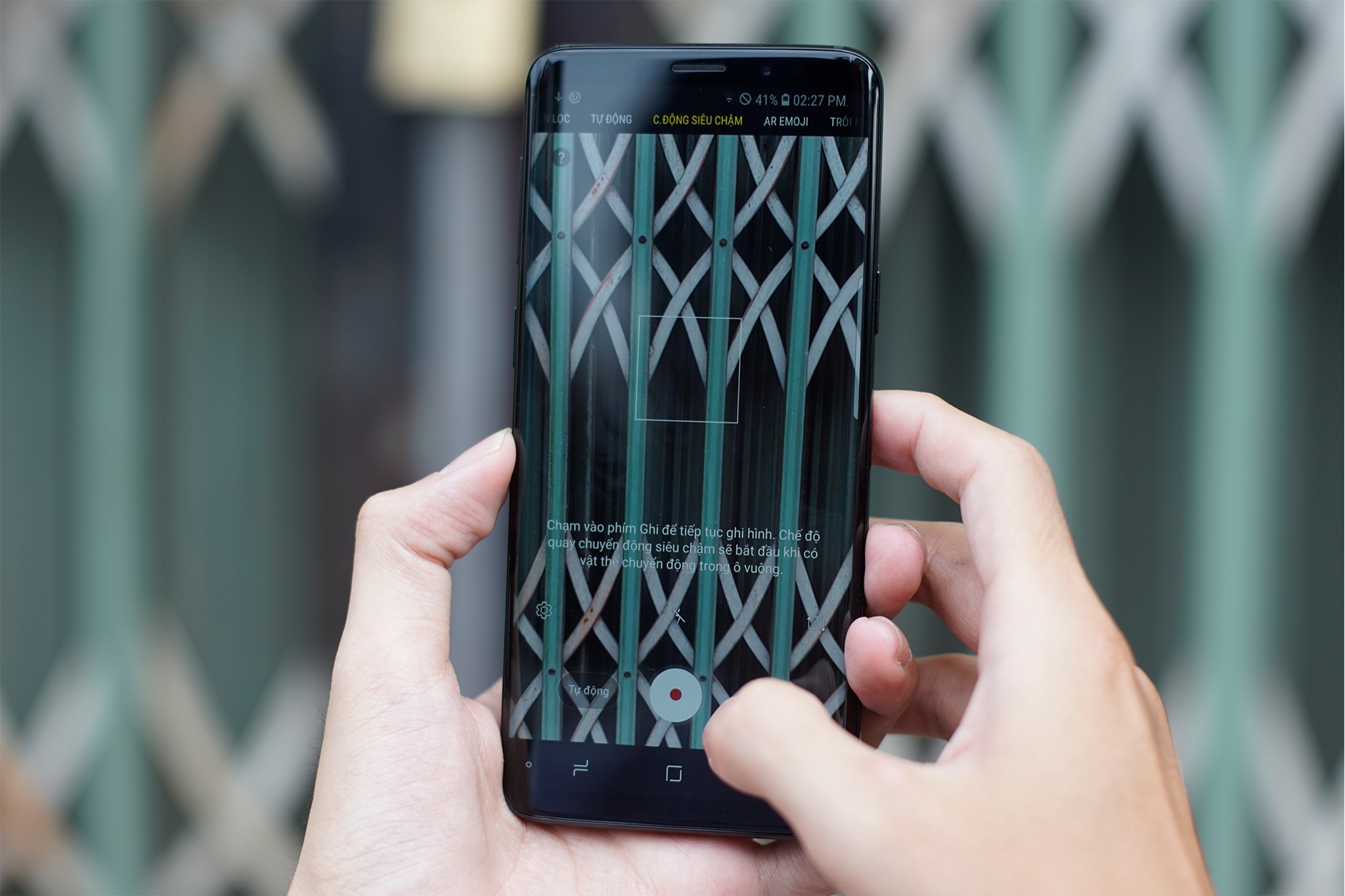 Galaxy S9+ 256 GB mau xanh xach tay ve VN gia 25 trieu hinh anh