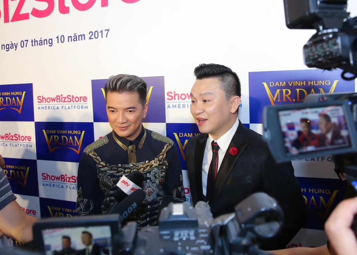 Dam Vinh Hung va ifan anh 1