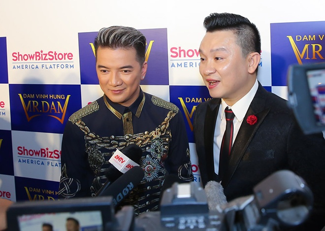 Diep Khac Cuong trong su kien ra mat ung dung Dam Vinh Hung hinh anh