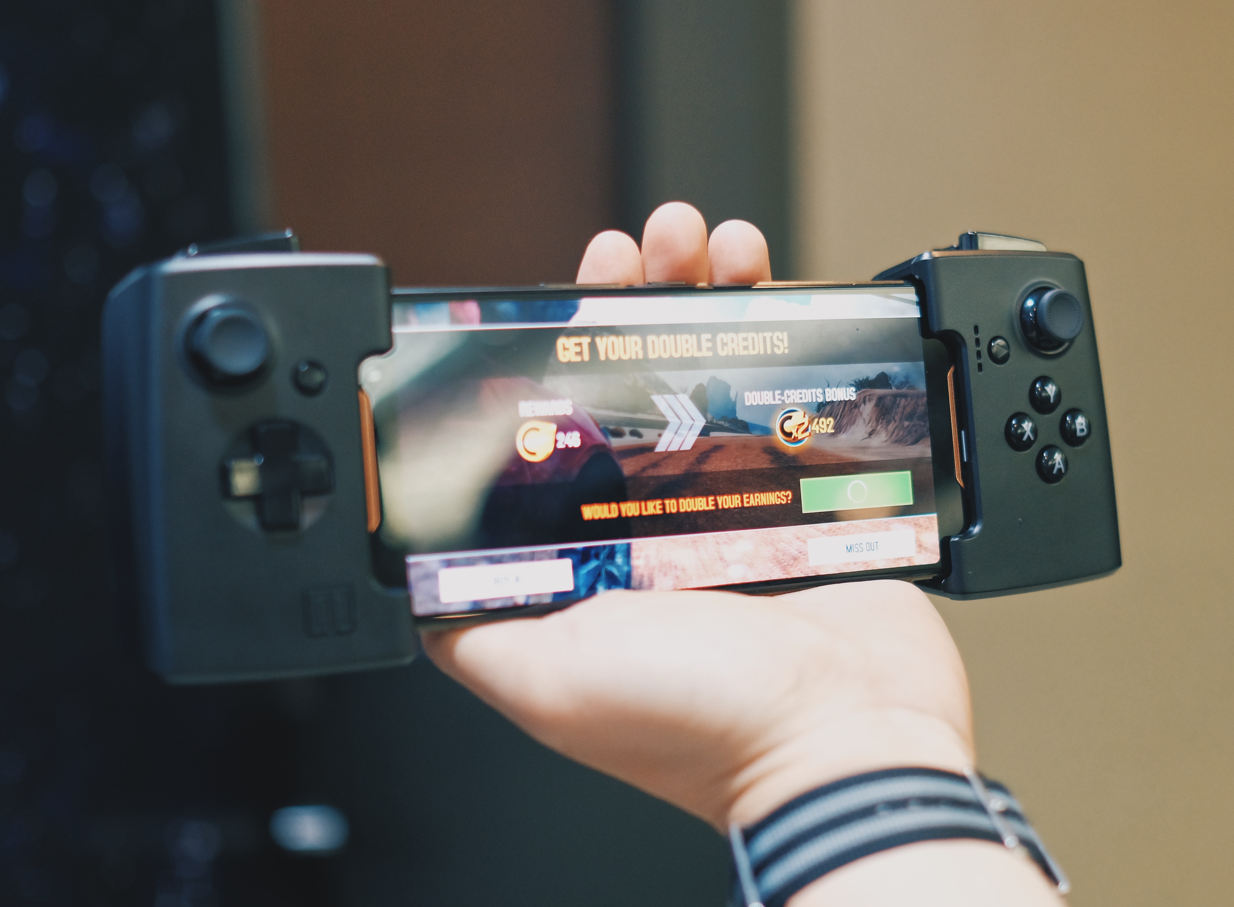 smartphone choi game cua ROG anh 8