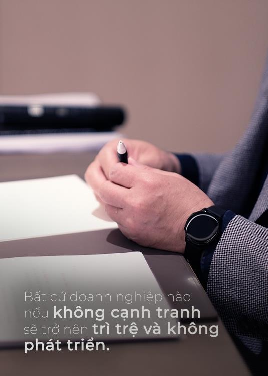 chiec quan Jean cua CEO Samsung anh 7