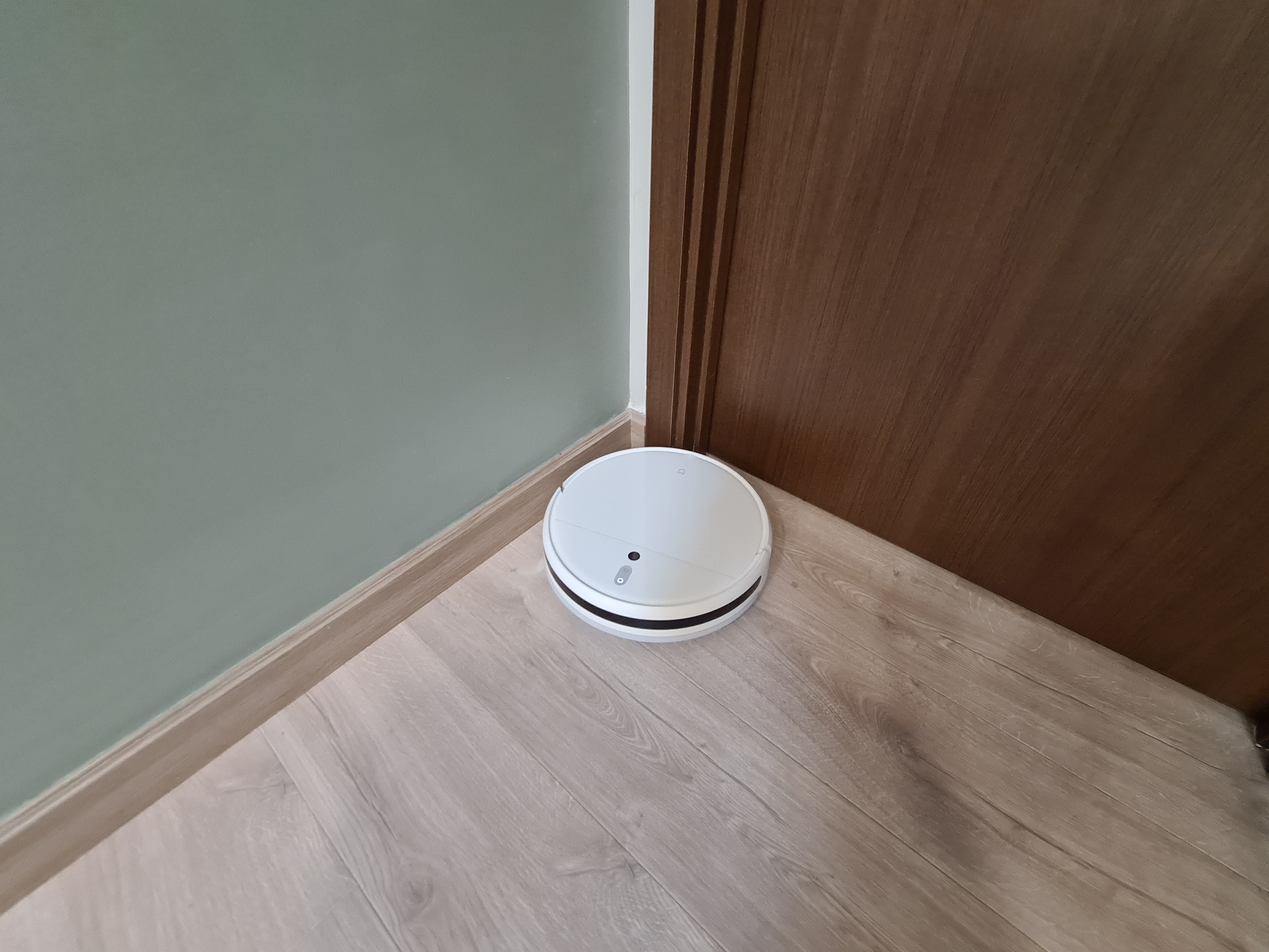 robot hut bui,  lau nha anh 13