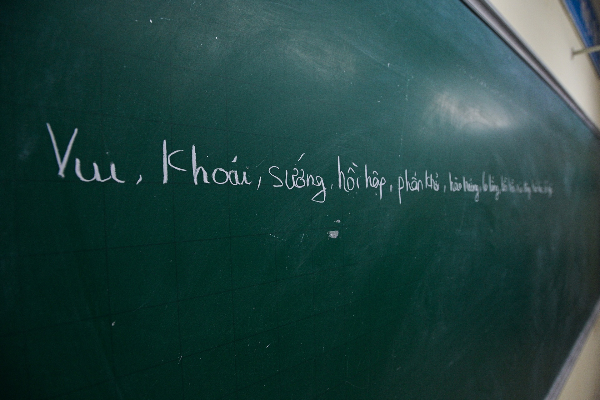 Hoc sinh tro lai truong anh 6