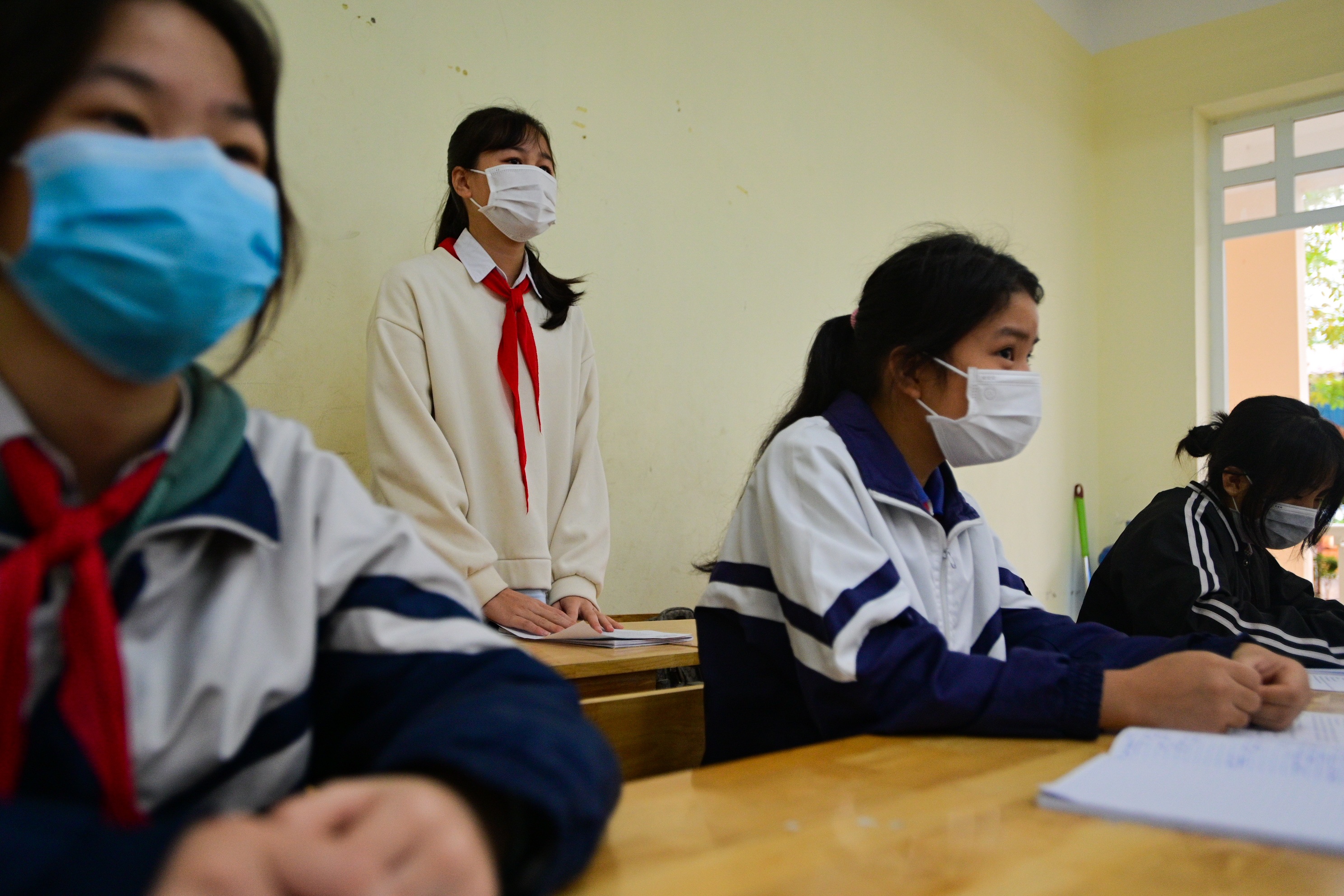 Hoc sinh tro lai truong anh 8