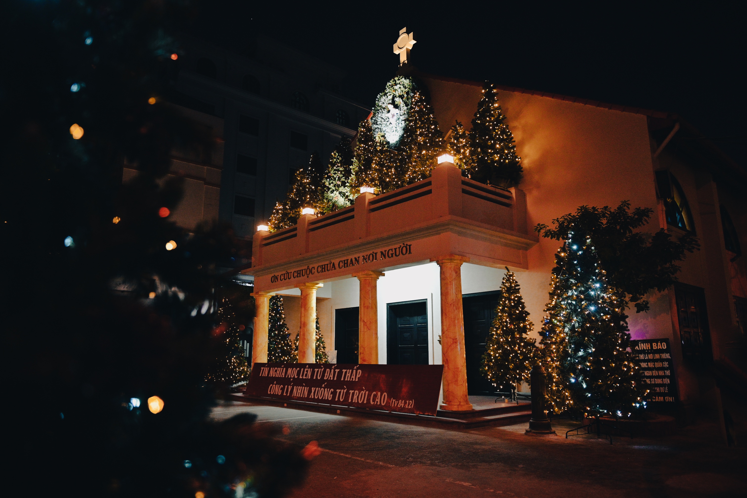 giang sinh 2021,  noel,  christmast,  xmas,  nha tho anh 1