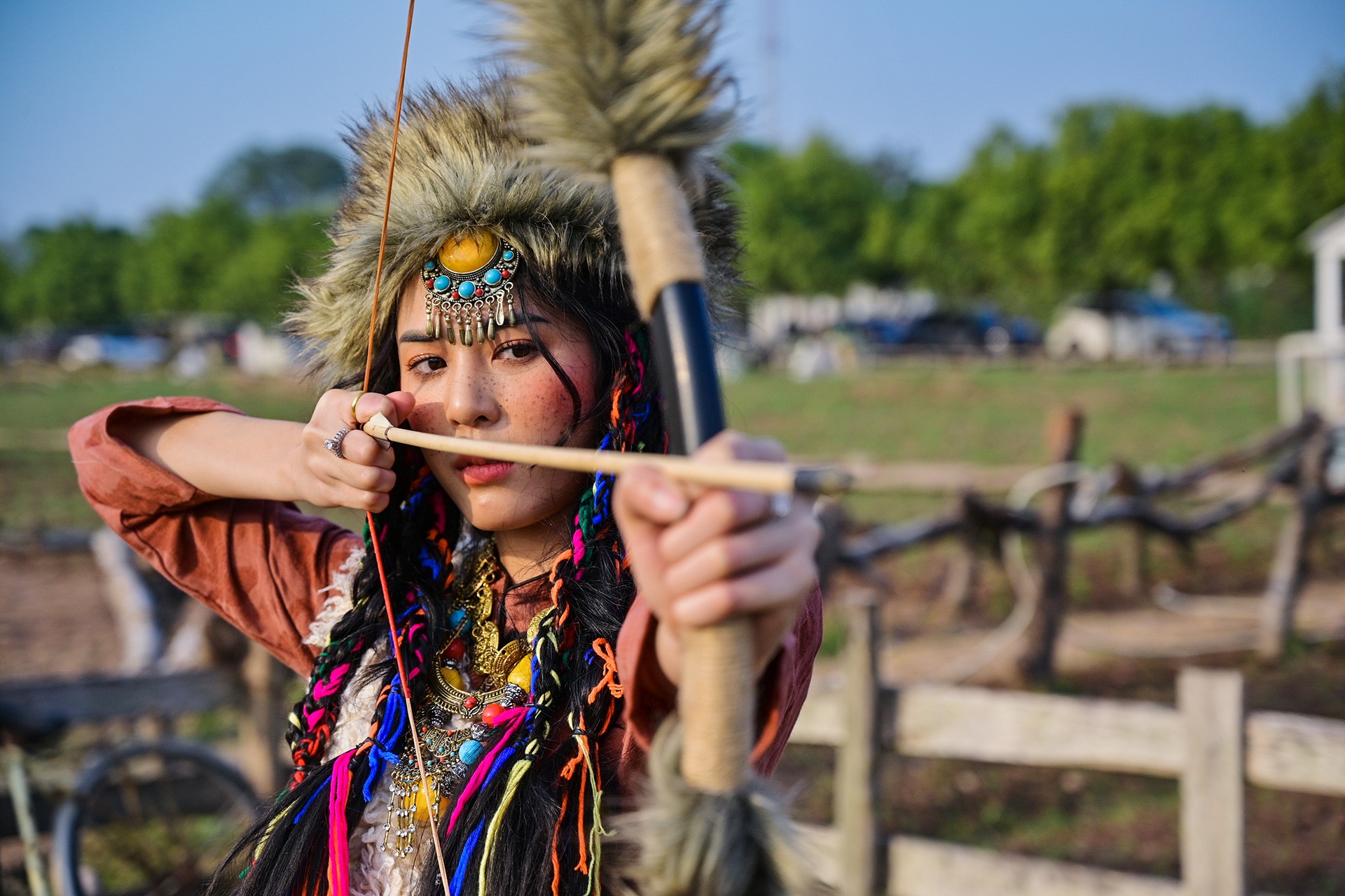 Gioi tre do ve vuon hoa o Ha Noi chup anh dau nam hinh anh