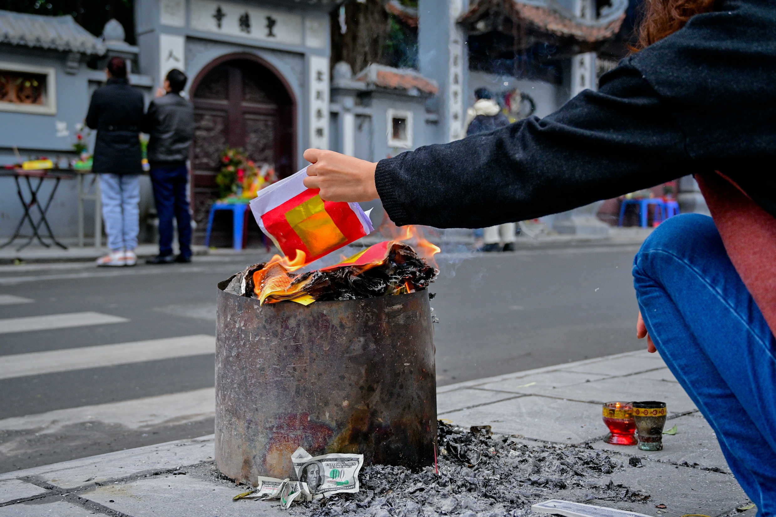 le bai,  cau may,  ram thang 12 am lich anh 9