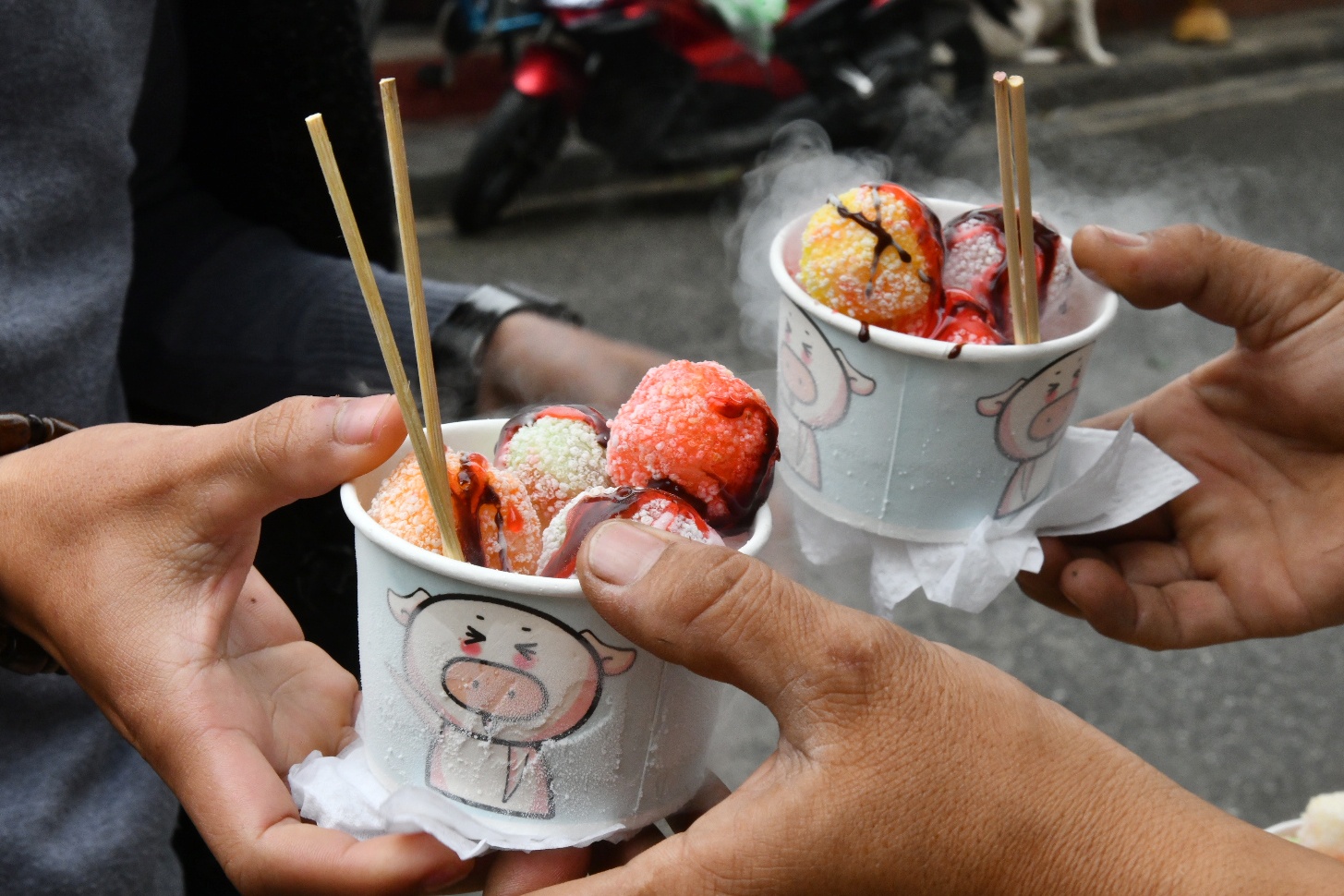 tet nham dan 2022,  tet nguyen dan anh 9