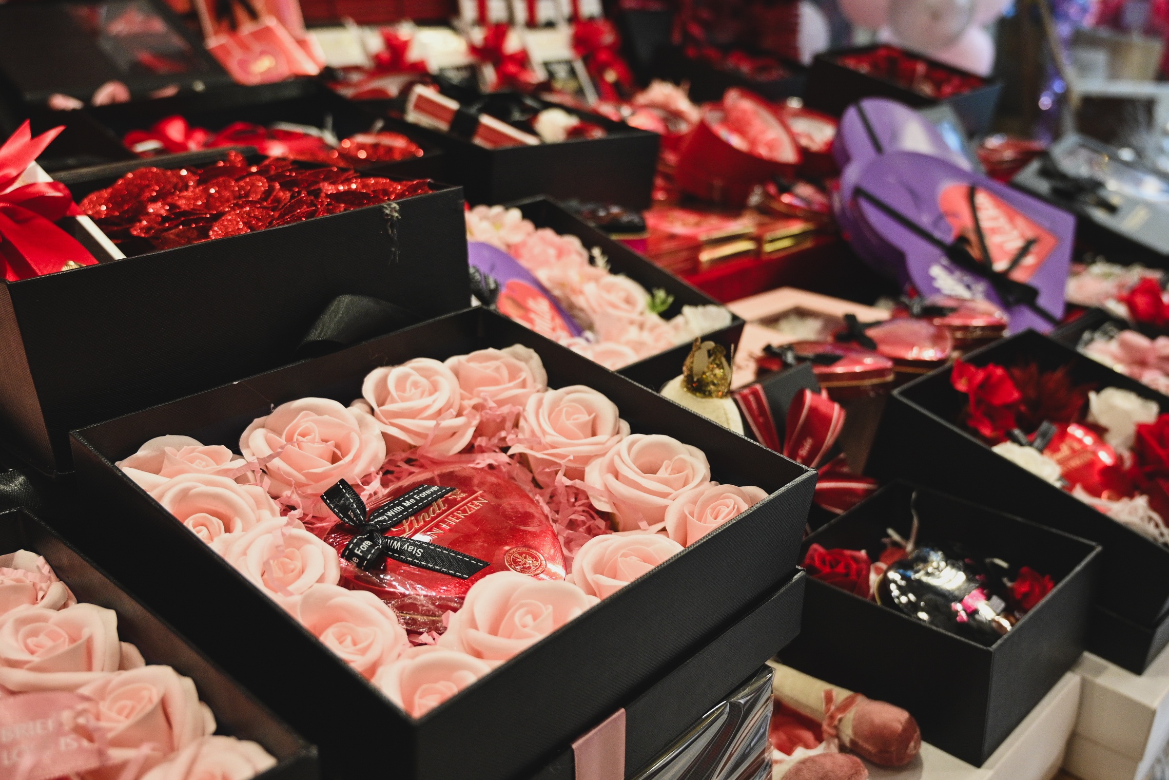 le tinh yeu,  qua tang,  hoa anh 4