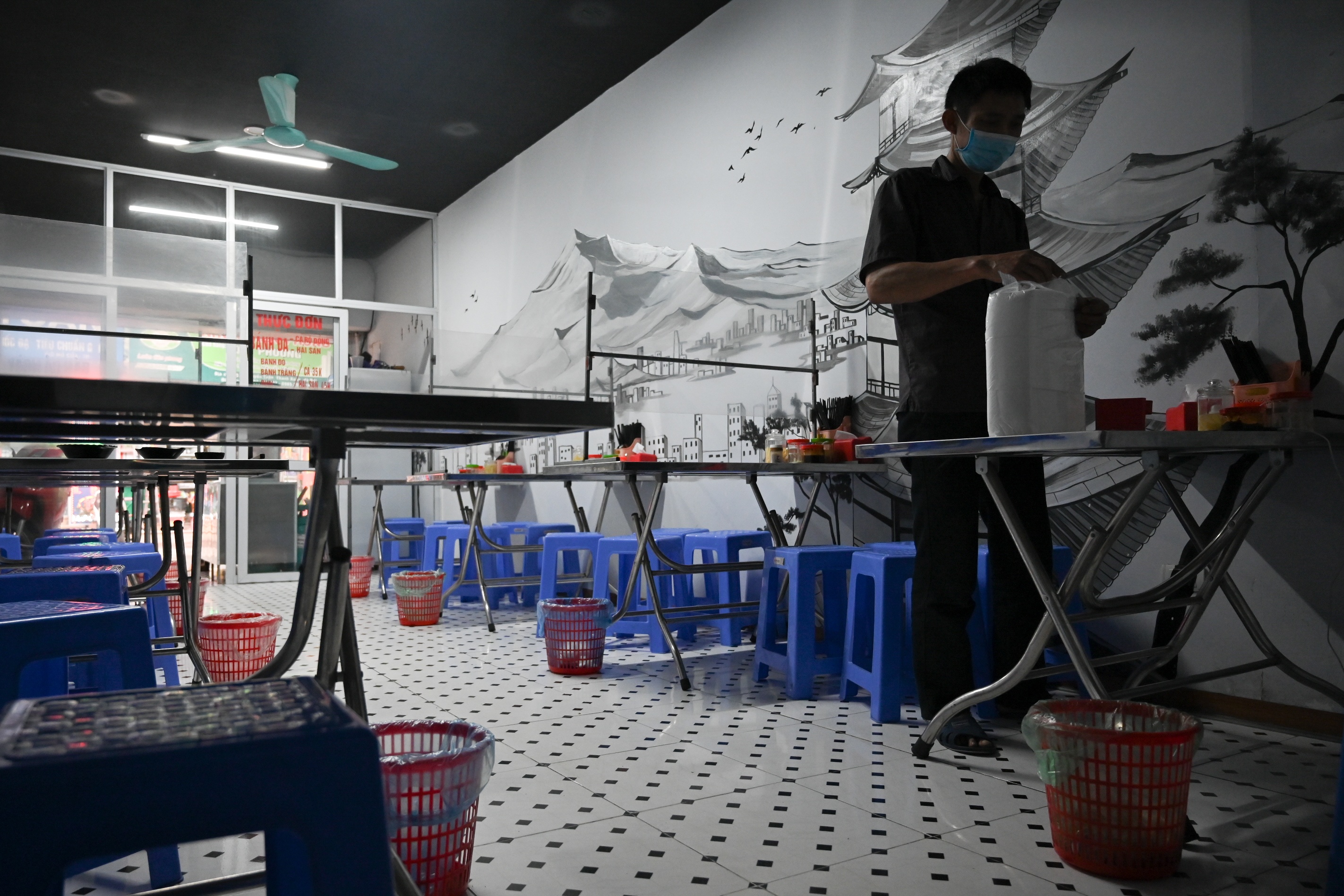 ban mang ve,  ha noi,  ban tai cho anh 2