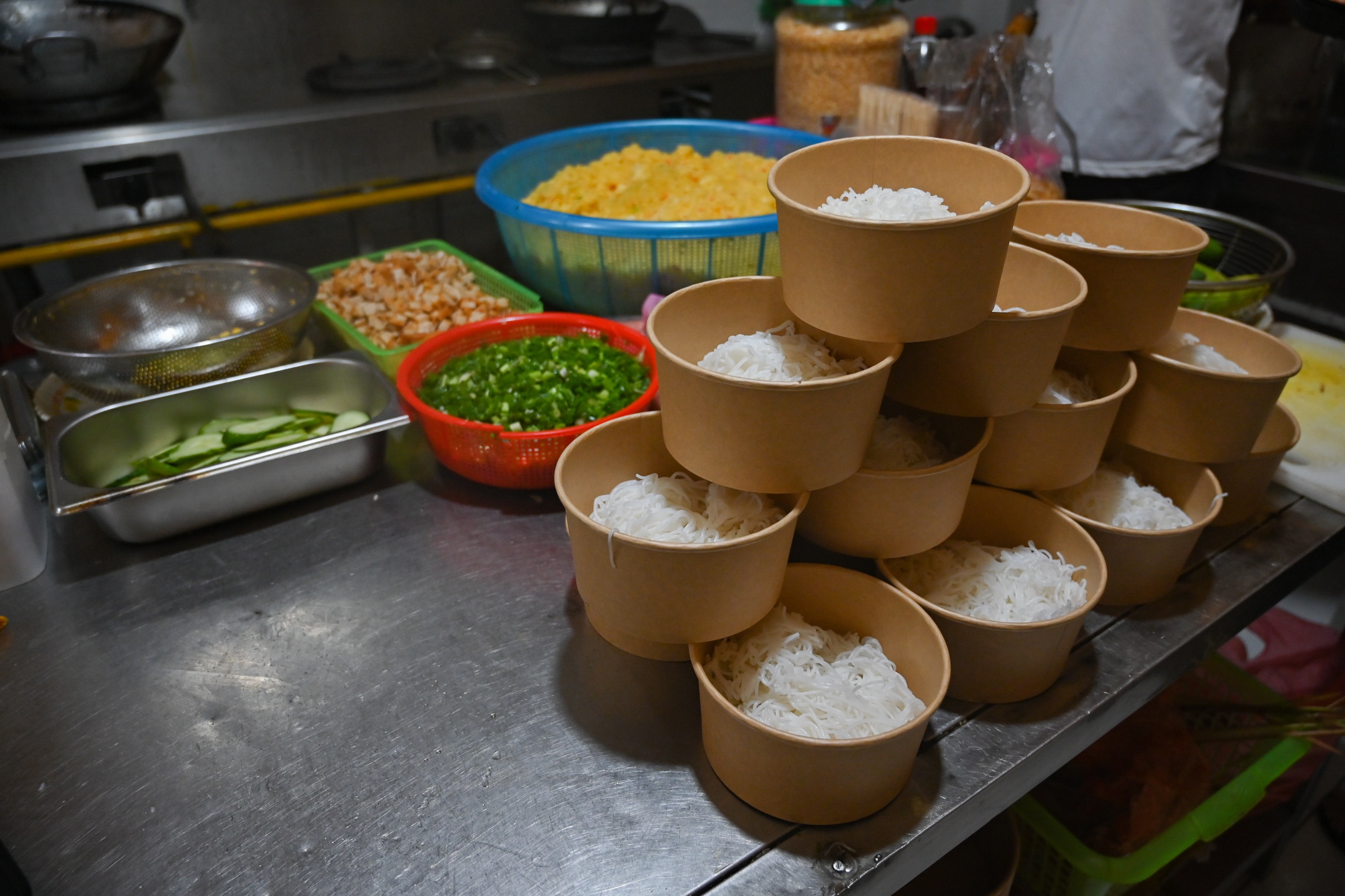 ban mang ve,  ha noi,  ban tai cho anh 5