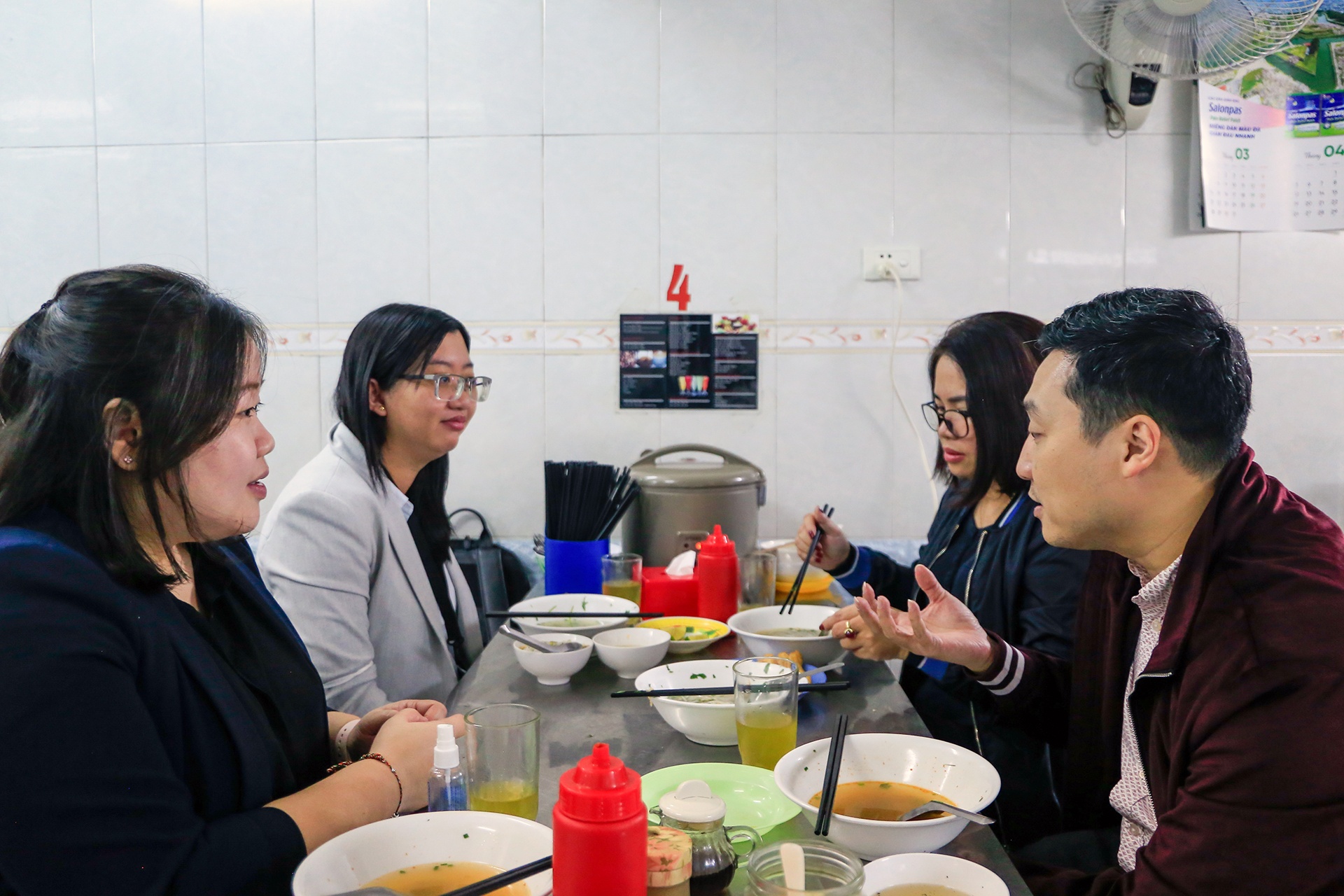 pho,  pho lau doi,  du khach anh 11