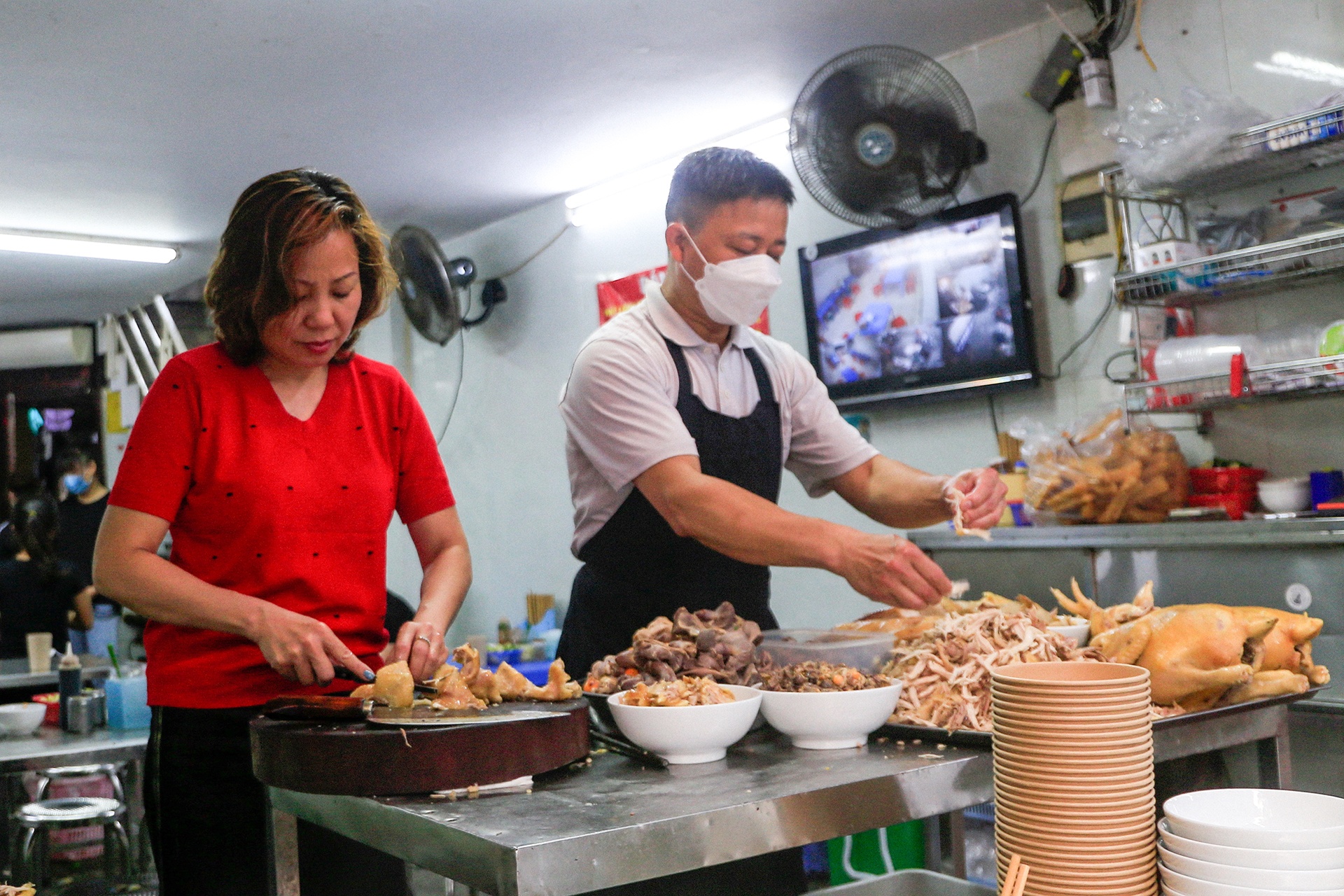 pho,  pho lau doi,  du khach anh 1