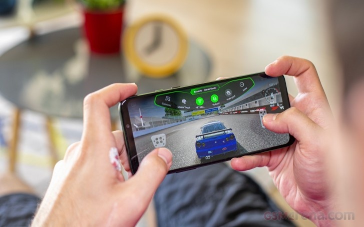 xiaomi sap ra mat smartphone choi game black shark 3 anh 1