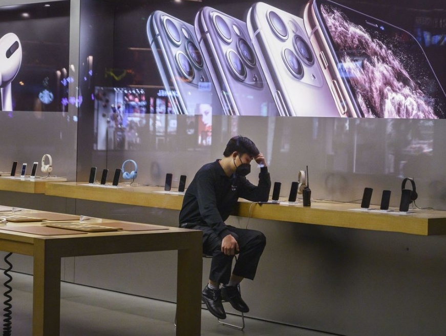 Thi truong smartphone se u am vi dich Covid-19 hinh anh