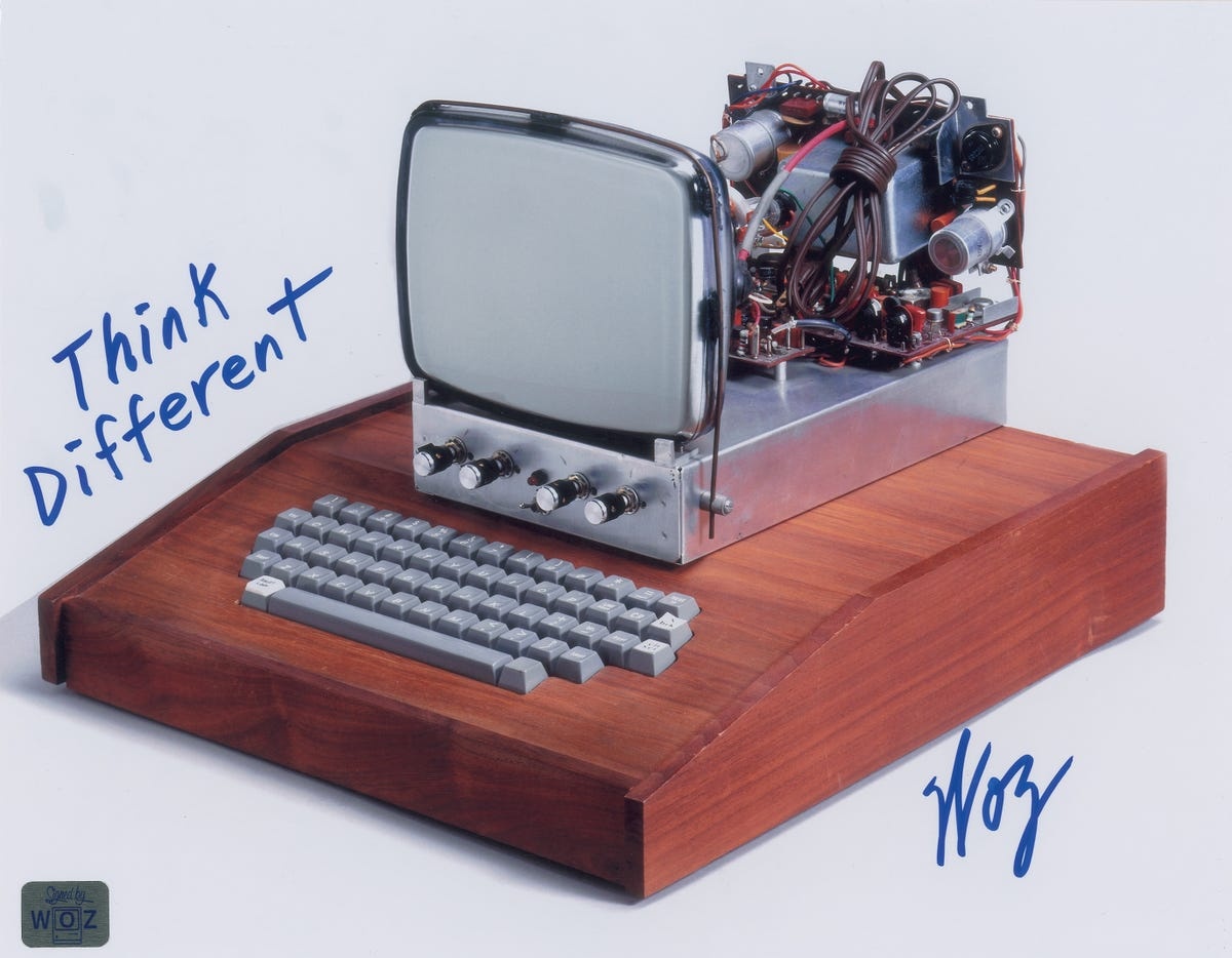 Nhung ky vat bang ca gia tai cua Apple hinh anh