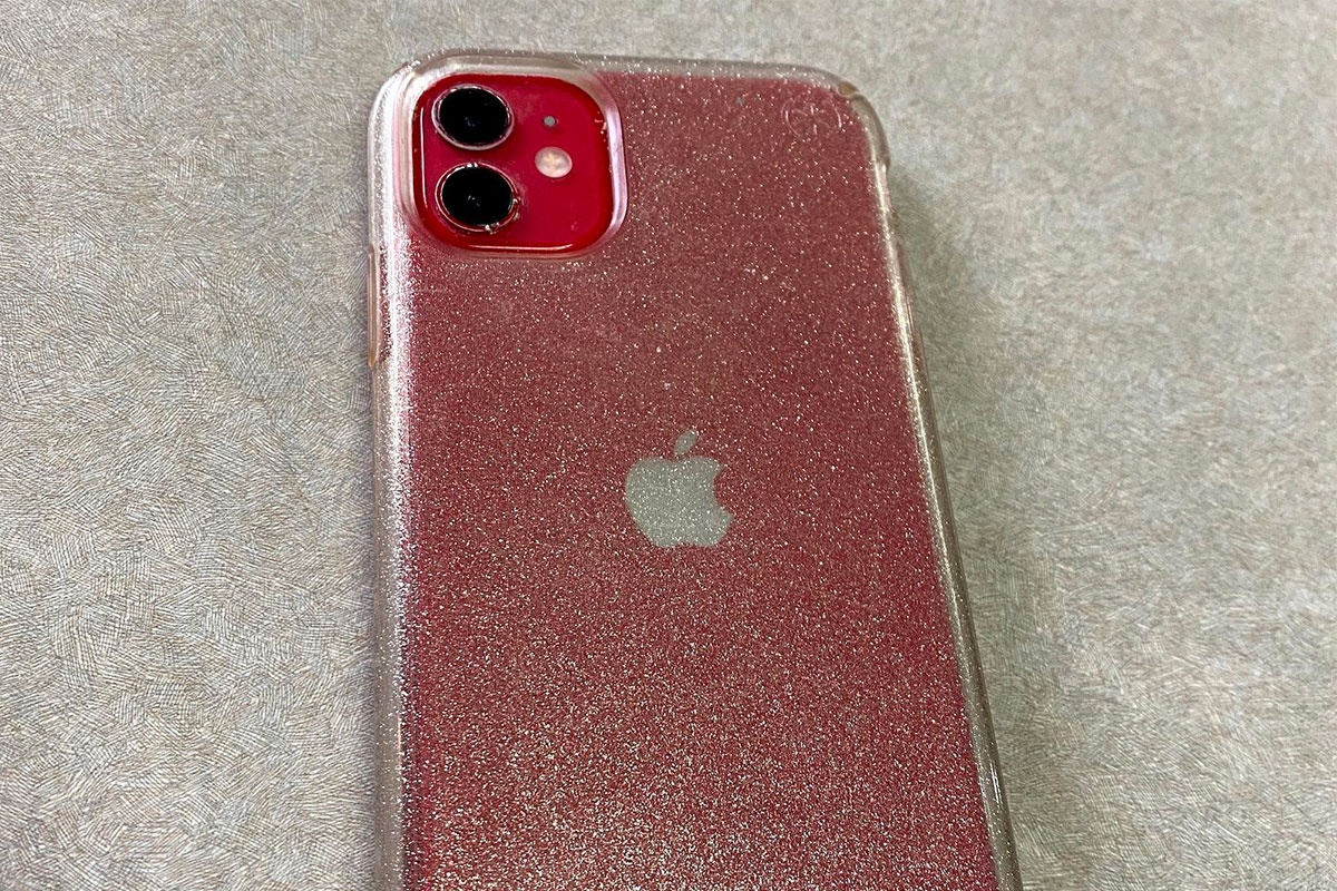 iPhone 11 van hoat dong sau 2 thang nam duoi nuoc hinh anh