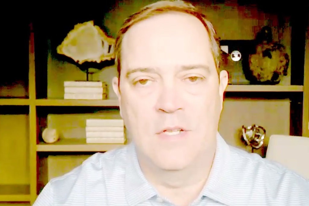 ceo google va cac hang cong nghe lam viec tai nha mua covid-19 anh 1