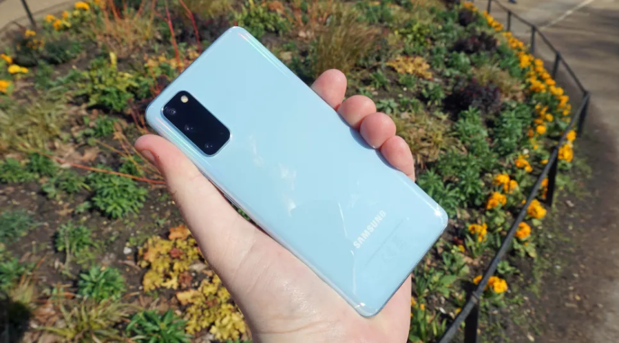 7 diem Galaxy S30 can cai tien anh 1