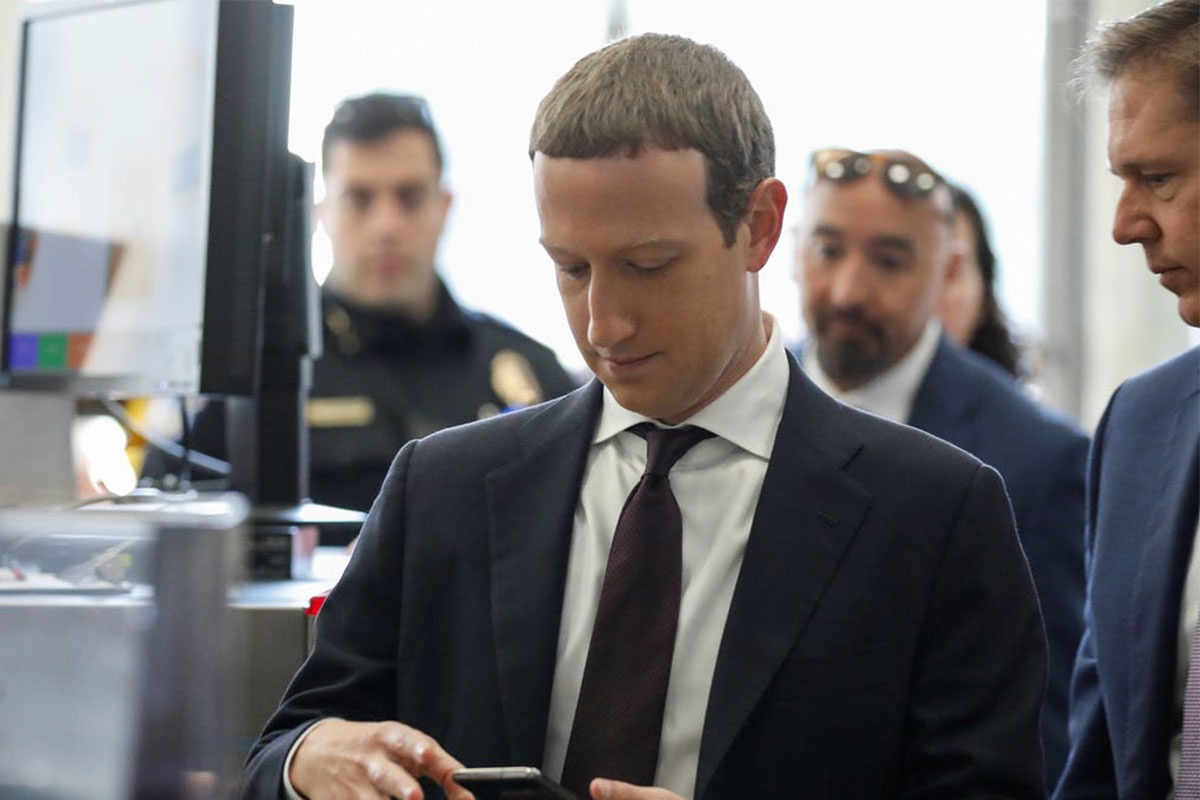 Can bao nhieu tien de bao ve Tim Cook, Mark Zuckerberg? hinh anh