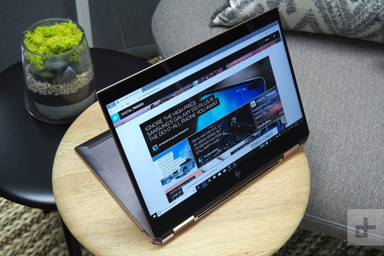 so sanh macbook pro hay laptop windows anh 3