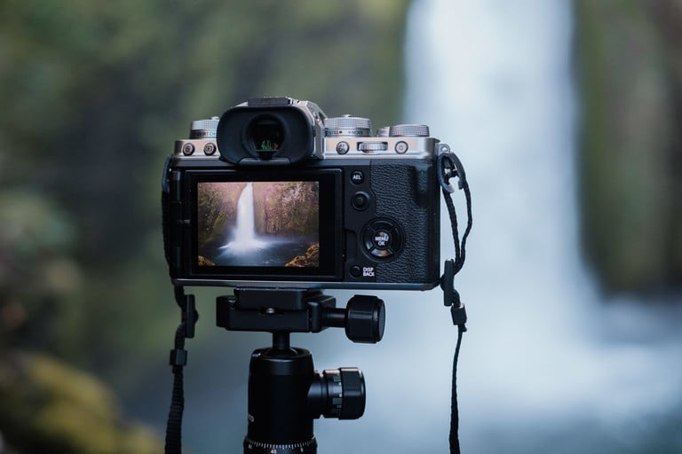 co nen nang cap len may anh doi moi nhat khong anh 1