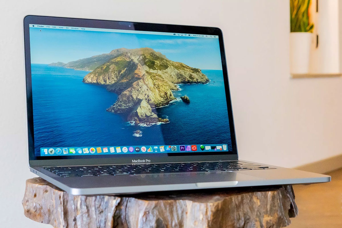 Chiec MacBook sap co trang bi chua tung co hinh anh