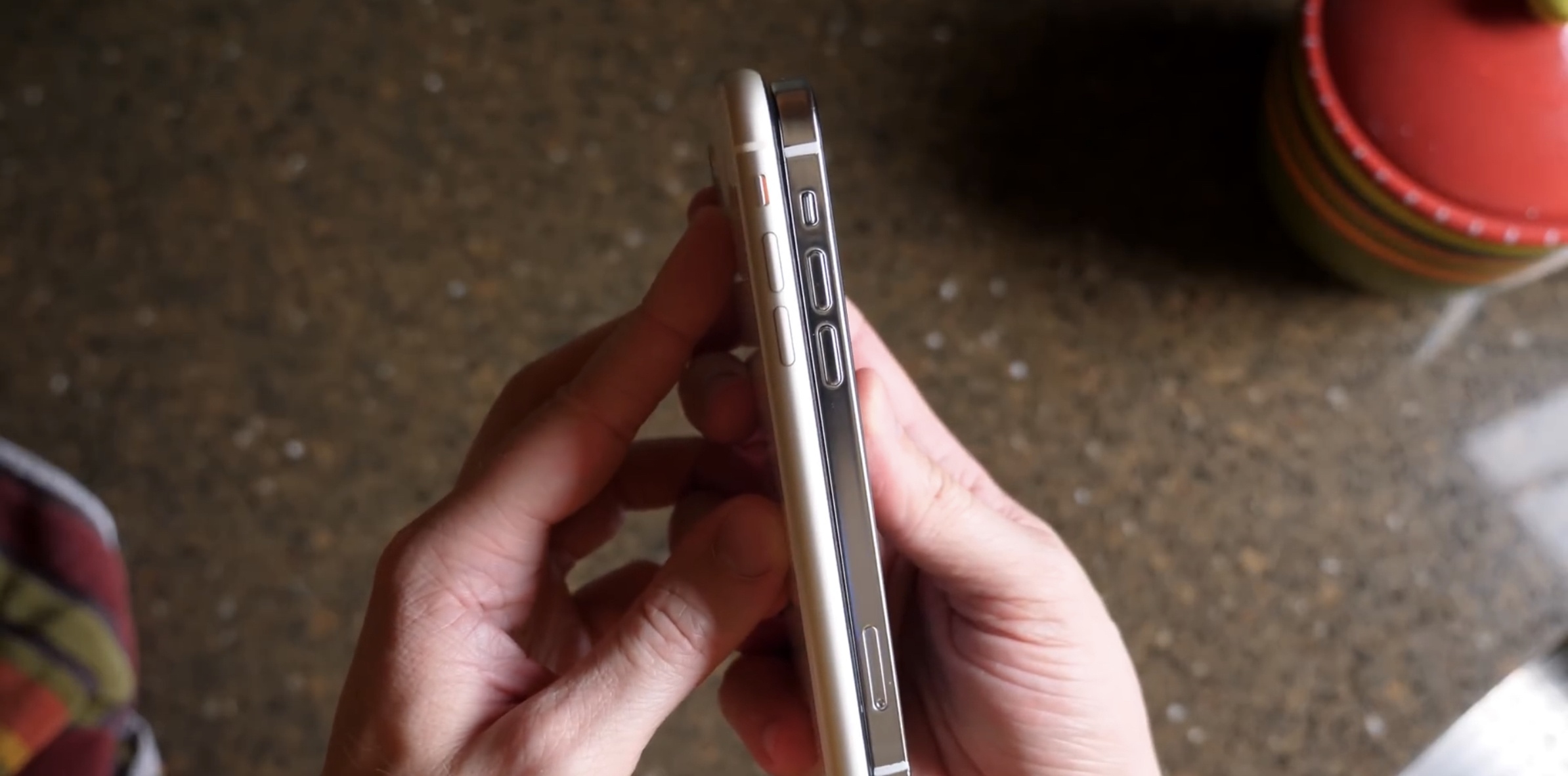 Video tiet lo thiet ke moi cua iPhone 12 anh 3