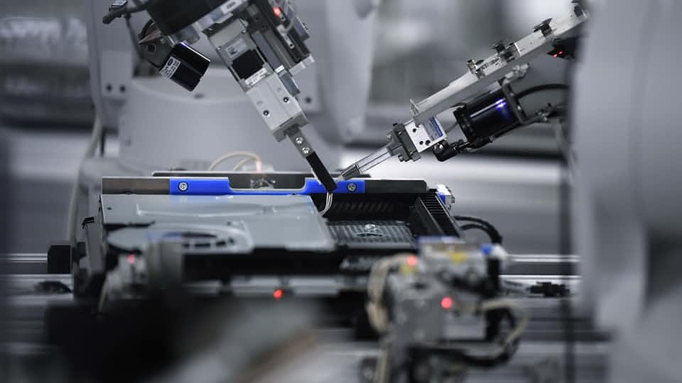 vu khi cua sony trong viec san xuat may choi game playstation 4 anh 8