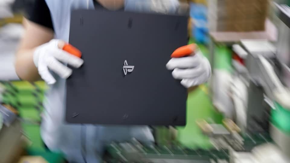 vu khi cua sony trong viec san xuat may choi game playstation 4 anh 19