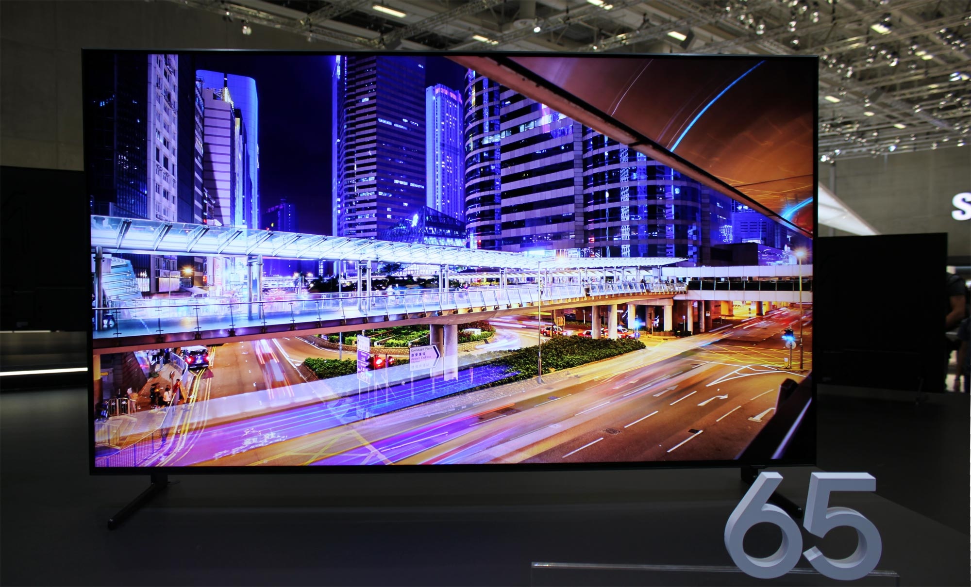 Samsung dat mua man hinh LCD tu LG anh 2