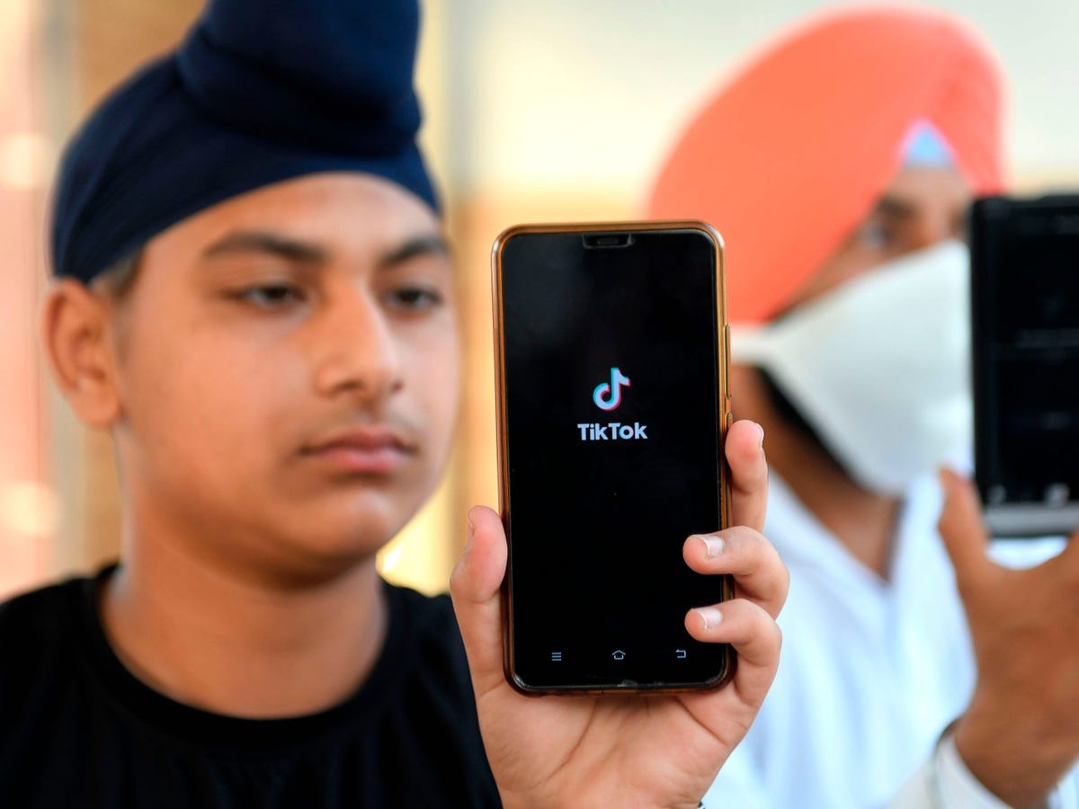 Nhieu co quan dang cam TikTok anh 9