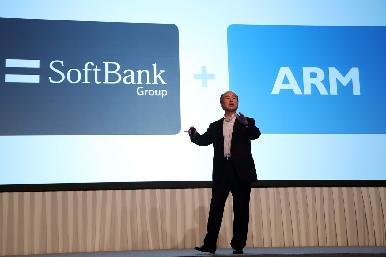 Softbank dang can nhac ban ARM anh 1