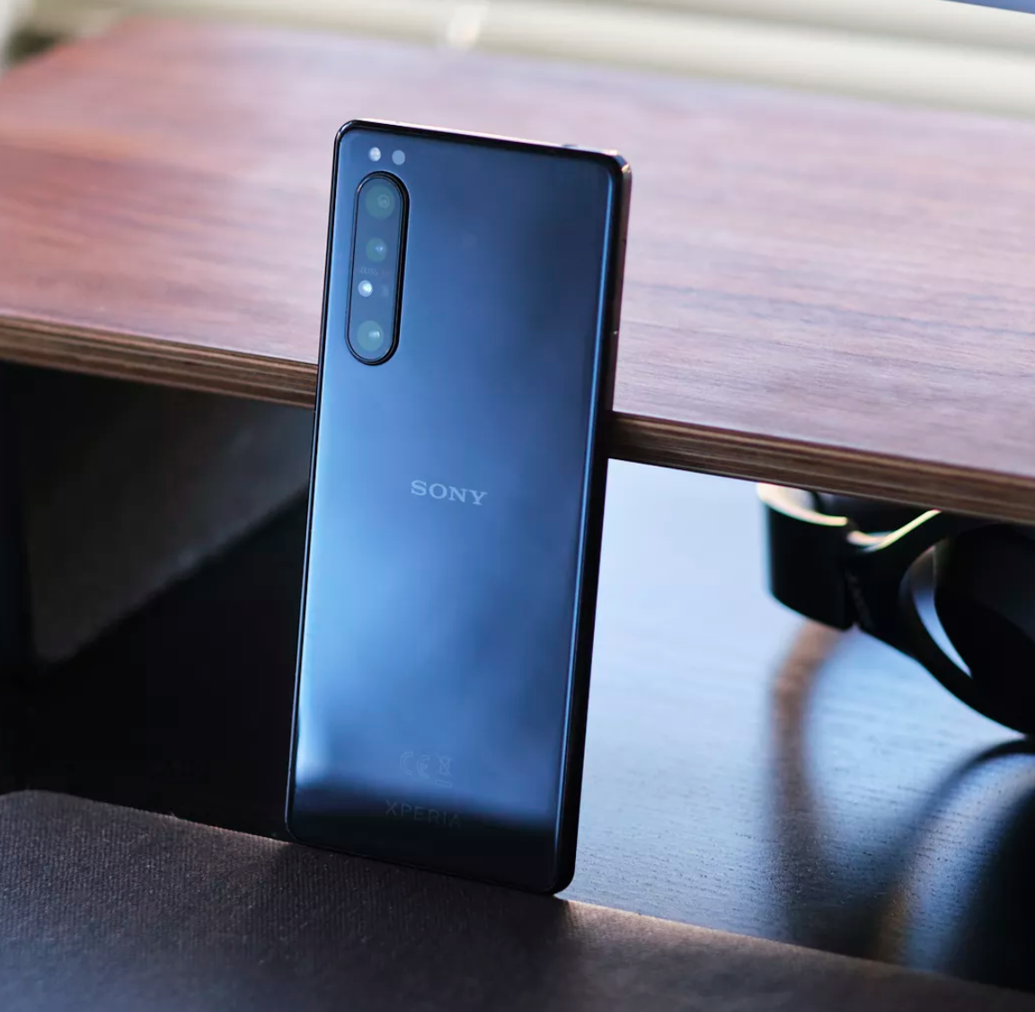 Phan mem camera kho hieu tren Xperia 1 II anh 1