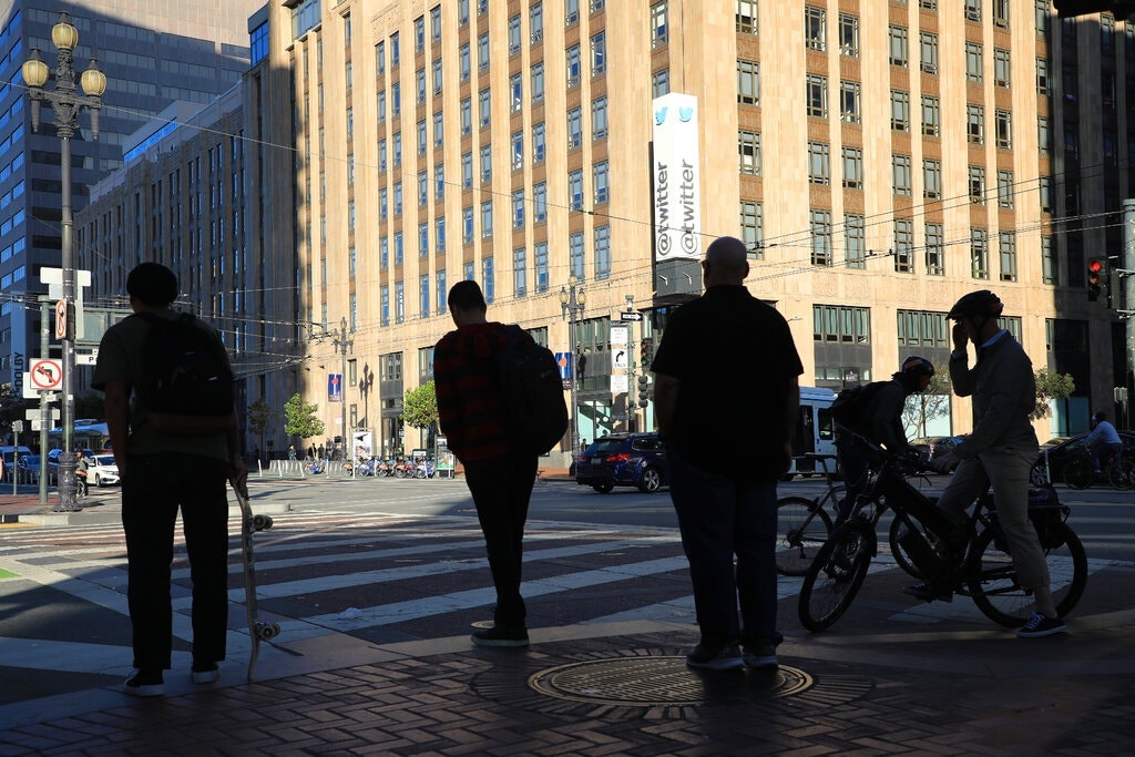 Ai la nguoi hack Twitter cua Bill Gates anh 1