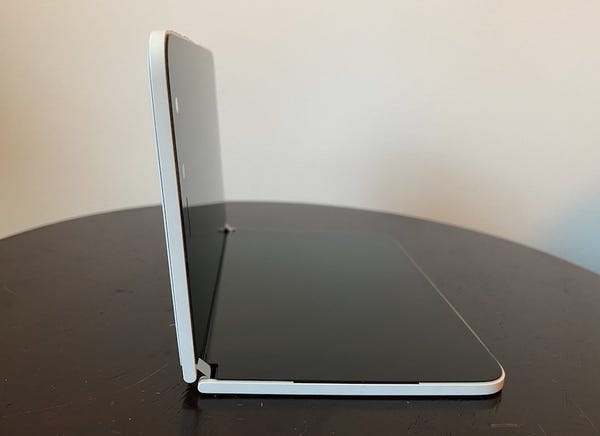 Smartphone Android 2 man hinh Microsoft Surface Duo anh 6