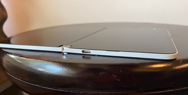 Smartphone Android 2 man hinh Microsoft Surface Duo anh 9