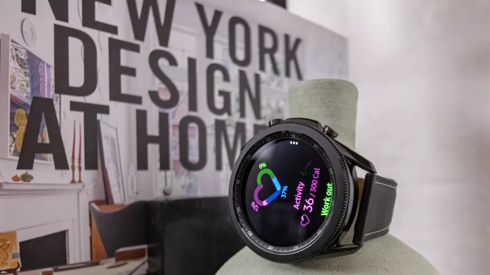 Can canh dong ho Samsung Galaxy Watch3 anh 7